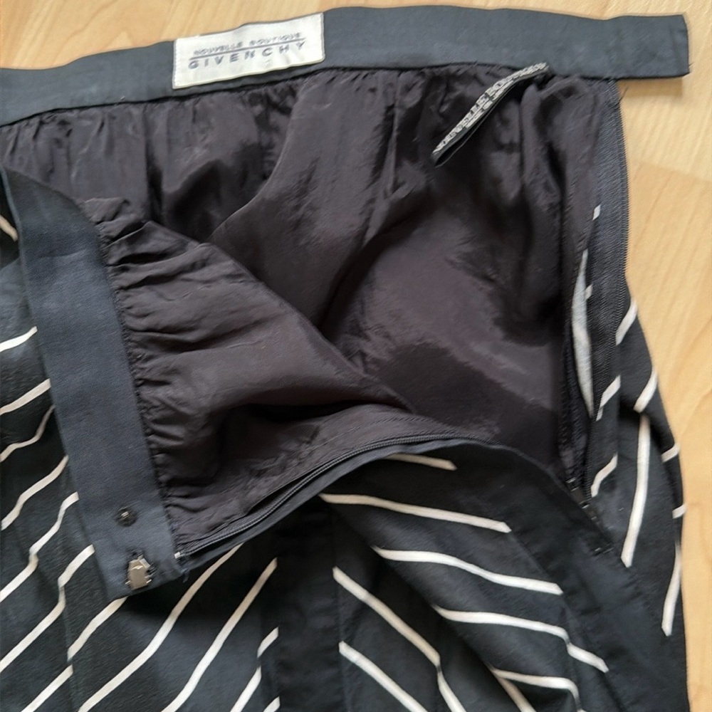 Givenchy Nouvelle Boutique black white cotton skirt, size 2 - Picture 3 of 8